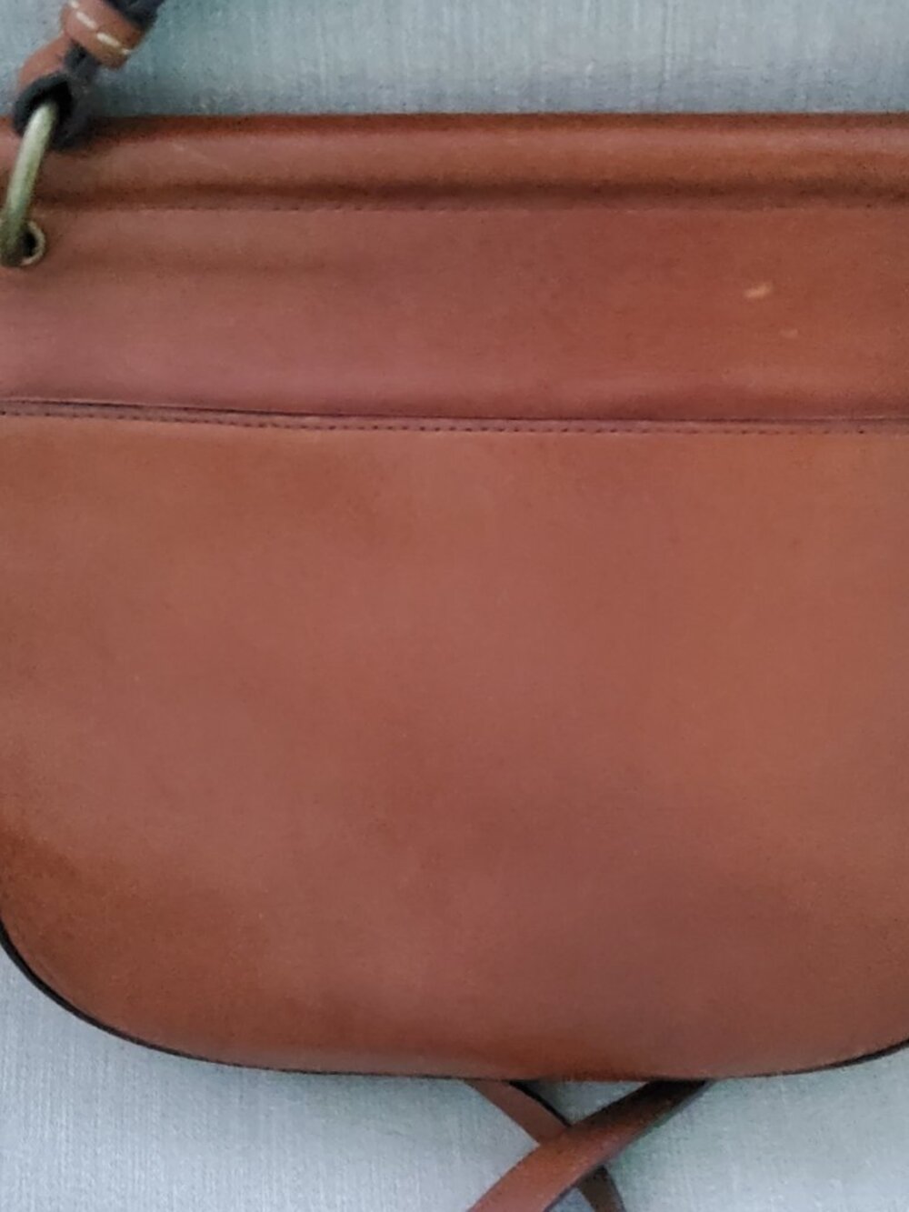 Coach Willis Crossbody in British Tan 19132 - Picture 4 of 13